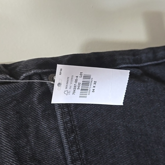 Old Navy Mens 34x32 Original Taper Jeans - Picture 3 of 7